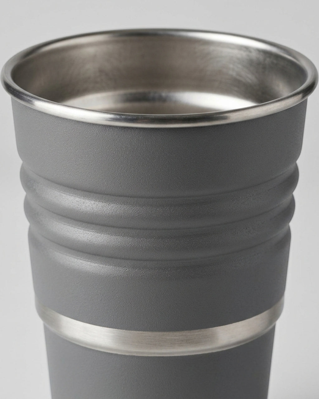 Pelfu Ribbed Stackable Single-Wall Stainless Steel Beer Cup 20 oz Smoke Gray - Detail view